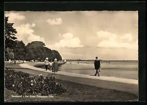 AK Stralsund, Am Ernst-Thälmann-Ufer mit Befestigung