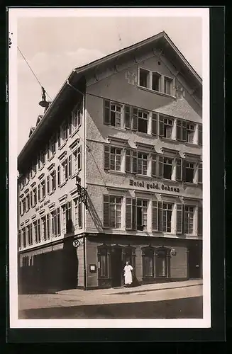 AK Wildbad im Schwarzwald, Hotel gold. Ochsen am Platz