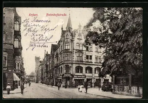 AK Erfurt, Bahnhofstrasse mit Schuhwaren-Geschäft