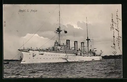 AK Kriegsschiff SMS Freya sticht in See