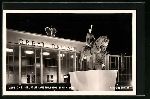 AK Berlin, Deutsche Industrie-Ausstellung, 1953, Haus Gross-Britannien mit Reiterstandbild