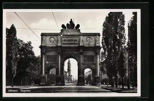 AK München, Strasse am Siegestor