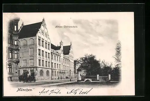 AK München, Höhere Töchterschule mit Litfasssäule und Pferdewagen