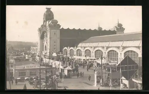 Foto-AK Prag, Ausstellung, Ausstellungshalle