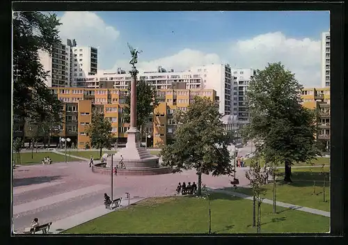 AK Berlin, Besucher auf dem Mehringplatz