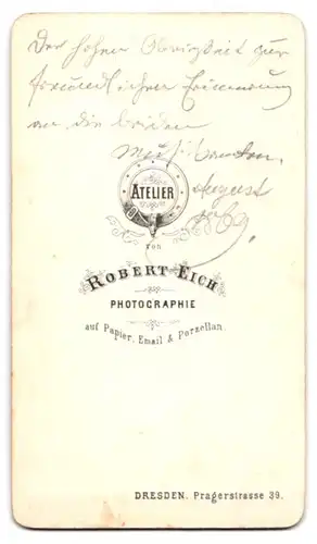 Fotografie R. Eich, Dresden, zwei Damen in dunklen Kleidern spielen auf eine Klavier der Firma Rosenkranz