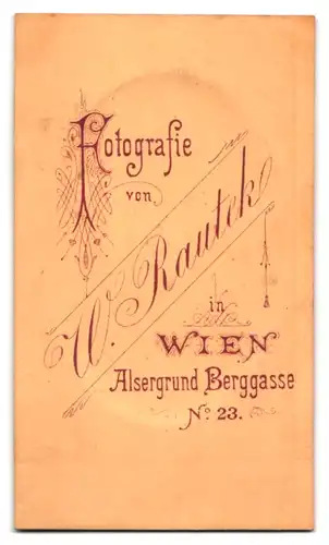 Fotografie W. Rautek, Wien, Alsergrund Berggasse 23, Portrait Edelmann mit Voll - und Schnauzbart im Anzug