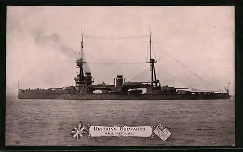 AK Britisches Kriegsschiff HMS Neptune gibt Dampf