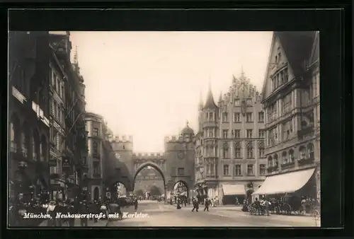 AK München, Neuhauserstrasse mit Karlstor