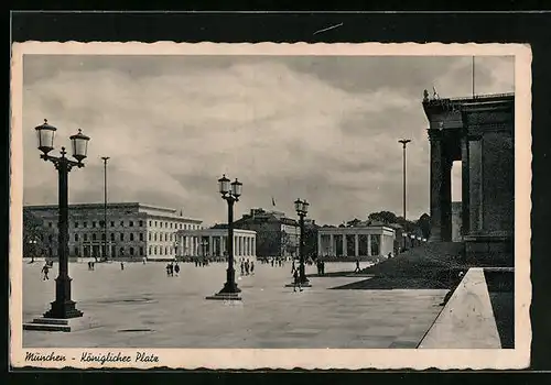 AK München, Königlicher Platz