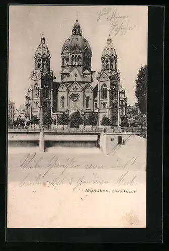 AK München, Lukaskirche, Ansicht mit Isar