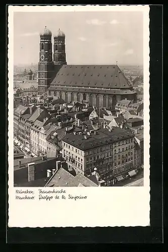 AK München, Frauenkirche aus der Vogelschau