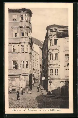 AK Linz /Donau, Strassenpartie in der Altstadt
