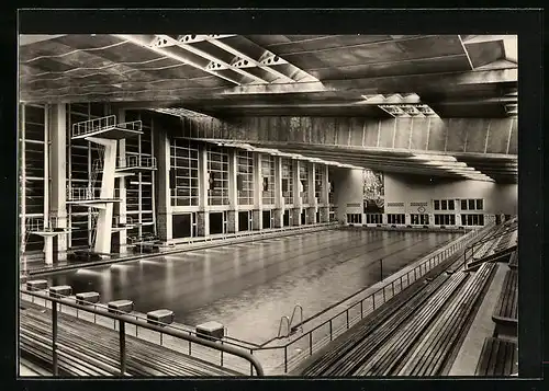 AK Magdeburg, Elbe-Schwimmhalle (Innenansicht)