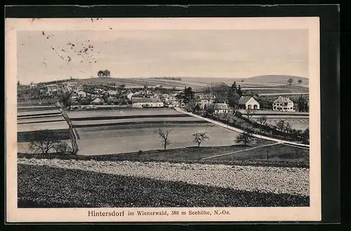 AK Hintersdorf i. Wienerwald, Ortsansicht mit Blick über die Felder