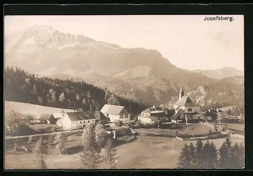 AK Josefsberg, Ortsansicht mit Bergpanorama