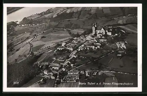 AK Maria Taferl an der Donau, Fliegeraufnahme des Ortes