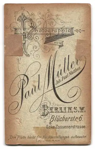 Fotografie Paul Müller, Berlin, Blücherstrasse 6, Bürgerlicher mit langem Spitzbart und Binder