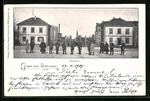 AK Gottesaue, Nordthor mit Offizieren