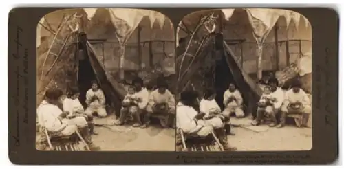 Stereo-Fotografie American Stereoscopic Co., New York / NY, Weltausstellung St. Louis 1904, Eskimo Village, Inuit