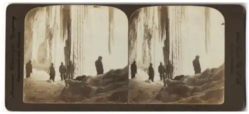 Stereo-Fotografie American Stereoscopic Co., New York, Ansicht Niagara Falls / NY, Under the frozen Table Rock
