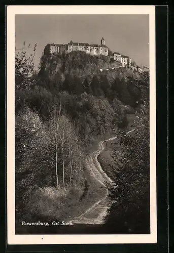 AK Riegersburg, Weg hinauf zur Burg