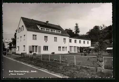 AK Bad Gleichenberg, Haus Caska mit Garten