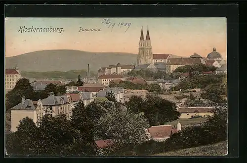 AK Klosterneuburg, Panorama mit Kirche