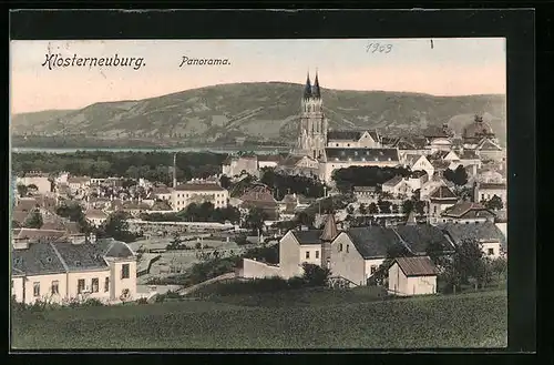 AK Klosterneuburg, Panorama mit Kirche und Donau