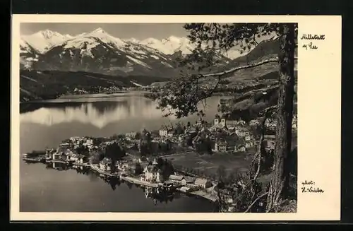 AK Millstatt am See, Ortsansicht aus der Vogelschau mit Alpengipfeln