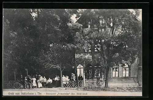 AK Schlotheim /Th., Gasthaus Felsenkeller mit Gästen