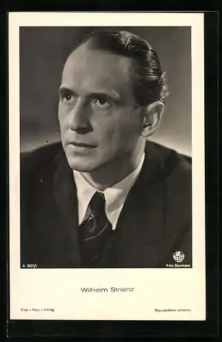 AK Schauspieler Wilhelm Strienz mit ernstem Blick