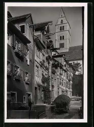 Foto-AK Deutscher Kunstverlag, Nr. 9: Meersburg am Bodensee, Kirchgasse mit Stadtkirche