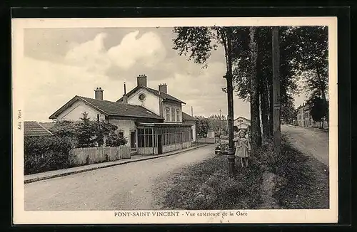 AK Pont-Saint-Vincent, Vue extérieure de la Gare, Bahnhof