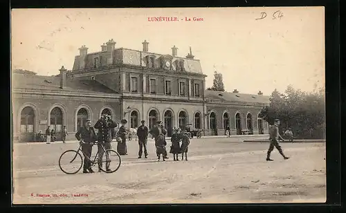 AK Lunéville, La Gare, Bahnhof