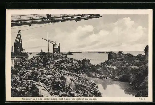 AK Zuiderzeewerken, Opbouw van den keileemdam met handtransporteur en kranen
