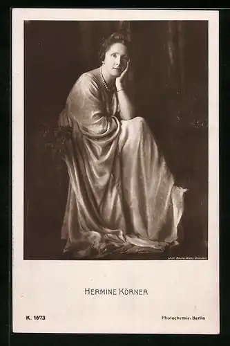 AK Schauspielerin Hermine Körner im Kostüm einer Theaterrolle