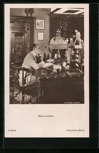 AK Schauspieler Max Landa in einer Filmszene