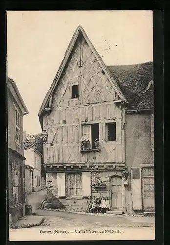 AK Donzy, Vieille Maison du XVII. siècle