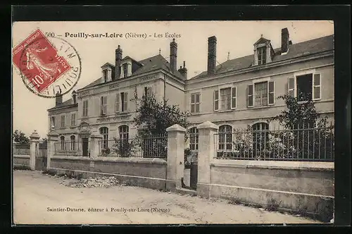 AK Pouilly-sur-Loire, les Écoles