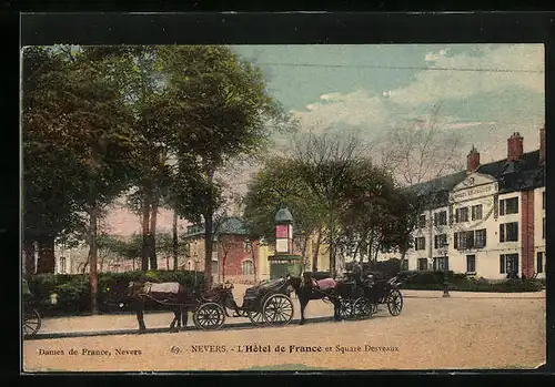 AK Nevers, l'Hotel de France et Square Desveaux