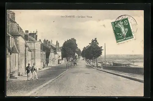 AK La Charité, le Quai Vieux