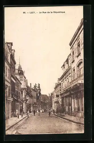 AK Luzy, la Rue de la République