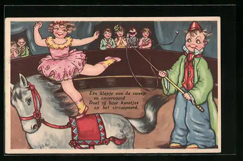 AK Mädchen balanciert auf einem Pferd im Zirkus