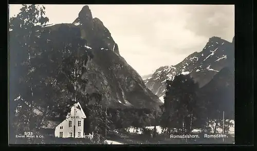 AK Romsdalen, Ortspartie mit Romsdalshorn