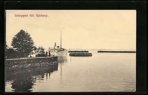 AK Sjötorp, Dampfer erreicht den Hafen