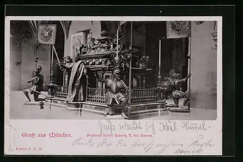 AK München, Grabmal Kaiser Ludwig V. des Bayern in der Frauenkirche