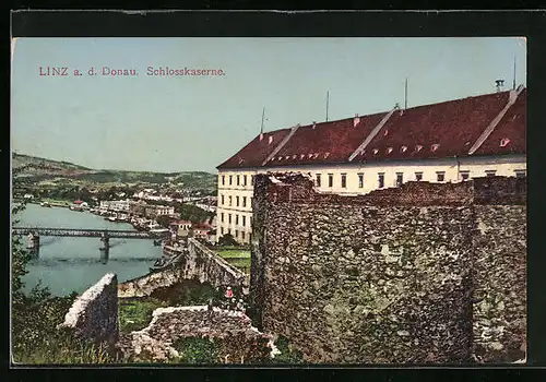 AK Linz a. d. Donau, Schlosskaserne mit Brücke