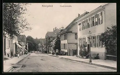 AK Königsfeld, Friedrichstrasse mit Hotel-Pension Krumm