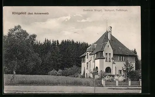 AK Königsfeld /Bad. Schwarzwald, Ortspartie mit Gebäudeansicht